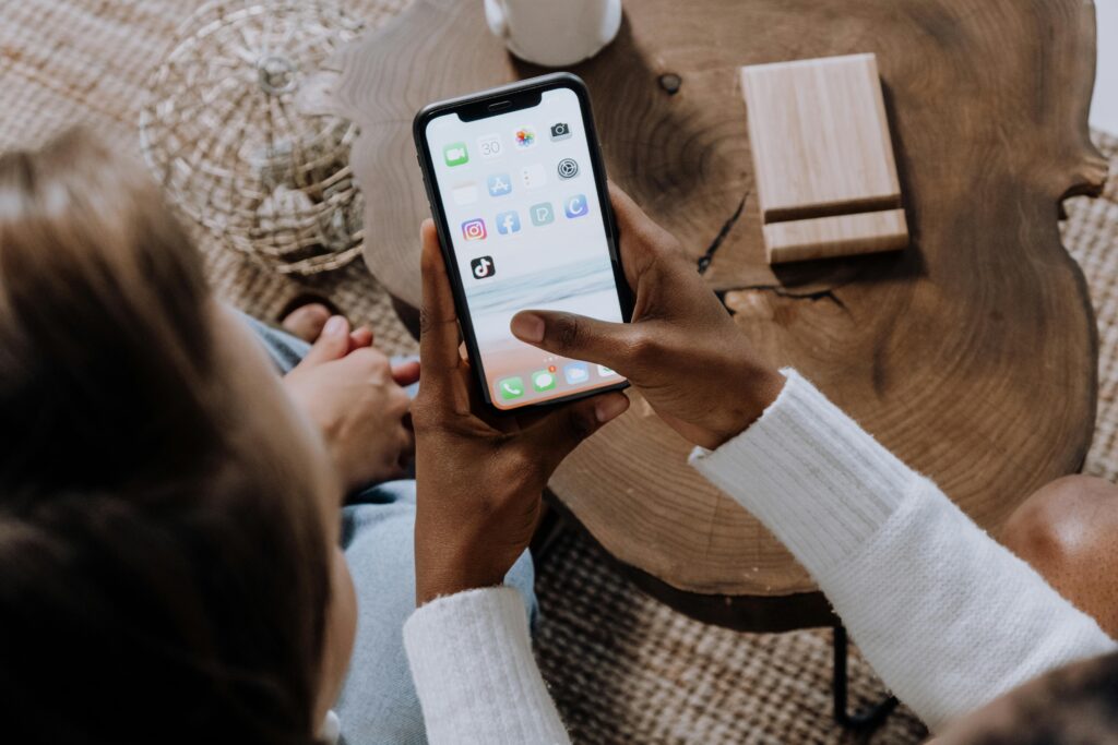 The TikTok Formula: TikTok growth 2025 pexels cottonbro 5081926 1